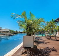 La Vida - New Castle Holiday