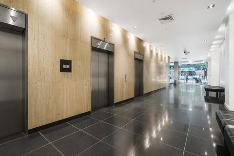 Corporate Stayz At Collins - New Castle Holiday 2