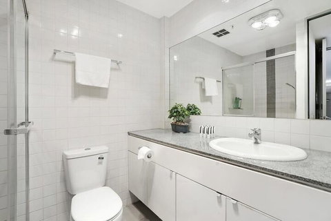 Corporate Stayz At Collins - New Castle Holiday 3