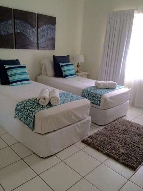 Trinity Retreat At Costa Royale - New Castle Holiday 2