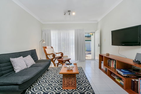 Trinity Retreat At Costa Royale - New Castle Holiday 4