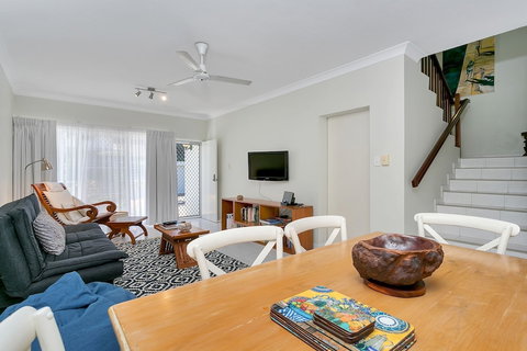 Trinity Retreat At Costa Royale - New Castle Holiday 3