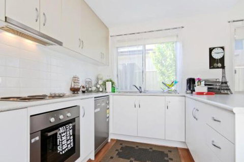 The Residence - New Castle Holiday 3