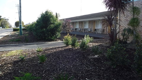 Ringtails Motel - New Castle Holiday 1