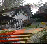 Eatons Hill Retreat - New Castle Holiday