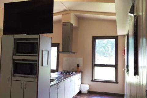 Khancoban Lakeside Caravan Park - New Castle Holiday 3