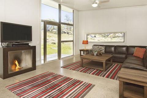 Ecocrackenback 12 'Sustainable Chalet Close To The Slopes.' - New Castle Holiday 3
