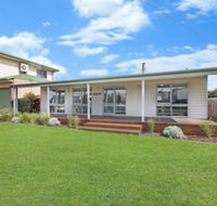 Ocean Spray Retreat - New Castle Holiday