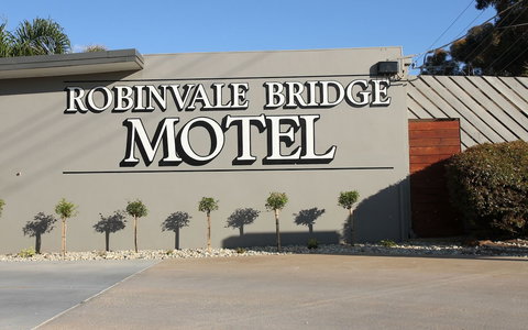 Robinvale Bridge Motel - New Castle Holiday 0
