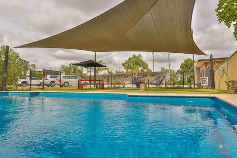 Robinvale Bridge Motel - New Castle Holiday 5