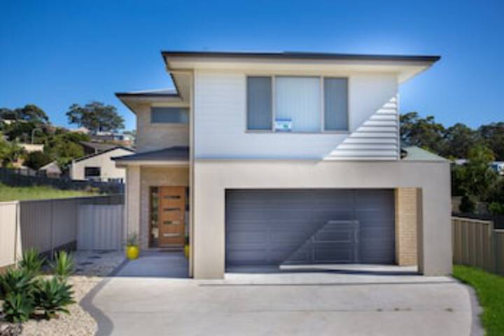 Merimbula NSW New Castle Holiday