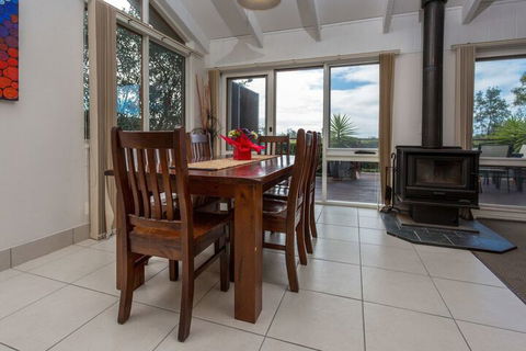Ocean's 30 - Ultimate Beach Frontage - New Castle Holiday 7