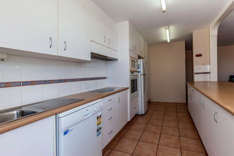 Westpoint Unit 10 / 2 Thurlow Avenue - New Castle Holiday 6