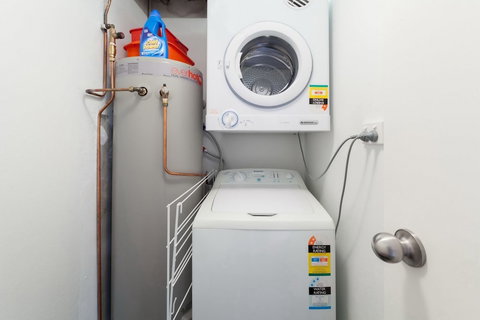 Westpoint Unit 10 / 2 Thurlow Avenue - New Castle Holiday 5