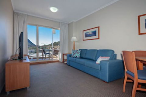 Barrington, 713/35-45 Shoal Bay Road - New Castle Holiday 0