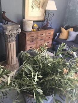 Elm Cottage Barn - New Castle Holiday 2