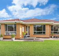 HAKUNA MATATA No Worries - New Castle Holiday