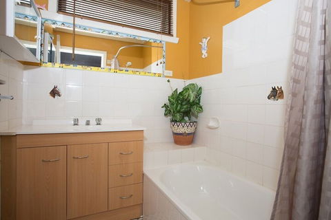 Banksia 7 Marine Parade - New Castle Holiday 2