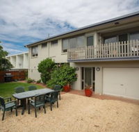 Banksia 7 Marine Parade - New Castle Holiday