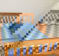 Sunrise at Fingal Bay - New Castle Holiday