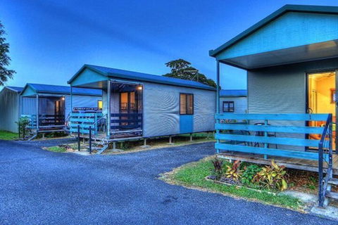 August Moon Caravan Park - New Castle Holiday 1