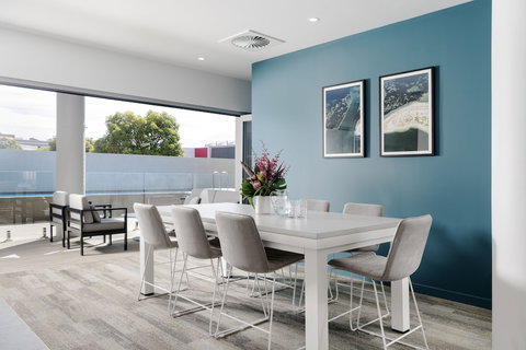 Quest Midland - New Castle Holiday 5