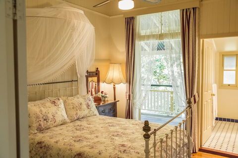 The Falls Montville - New Castle Holiday 6