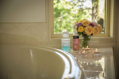 The Falls Montville - New Castle Holiday 2