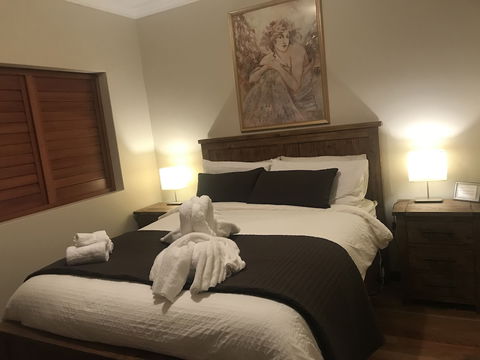 Atina Rocks Country Homestead - New Castle Holiday 5