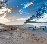 Birdsong House Dingo Beach - New Castle Holiday