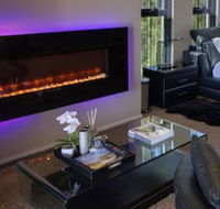 Amar Beachside Luxury - New Castle Holiday