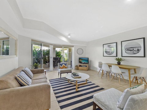 Poolside At Iluka Resort Apartments - New Castle Holiday 5