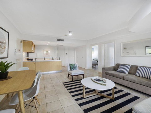 Poolside At Iluka Resort Apartments - New Castle Holiday 6