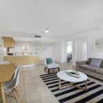 Poolside At Iluka Resort Apartments - New Castle Holiday 1