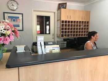 Canning Bridge Auto Lodge - New Castle Holiday 3