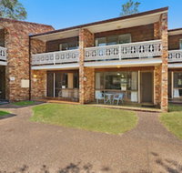 Centennial Terrace Apartments - New Castle Holiday