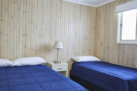 Hat Head Holiday Park - New Castle Holiday 4