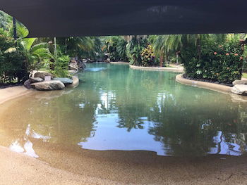 Cairns Golf Course Apartment - New Castle Holiday 1