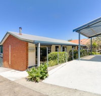 100 on Myer - New Castle Holiday