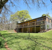 Until - Country Garden Setting - New Castle Holiday