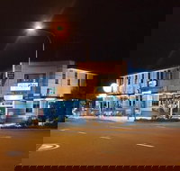 Gin Gin Budget Accommodation - New Castle Holiday