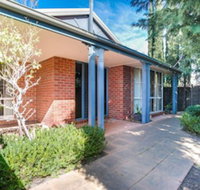 Beach on McCrae - New Castle Holiday