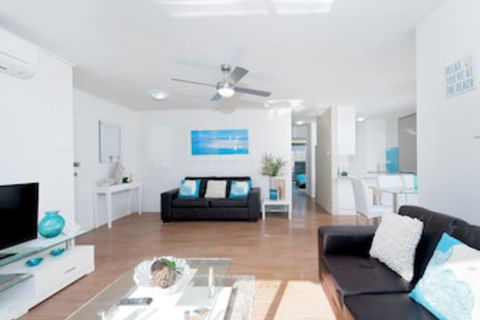 Shoal Bay Road Fleetwood Unit 3 63 - New Castle Holiday 0