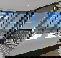 High Life Central - New Castle Holiday