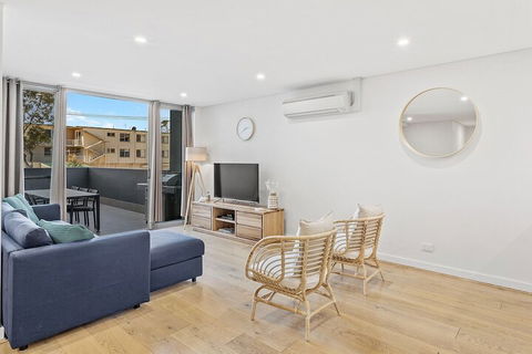 The Shoal Apartments 108 / 4 8 Bullecourt Street - New Castle Holiday 1