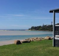 Dolphins Point Tourist Park - New Castle Holiday