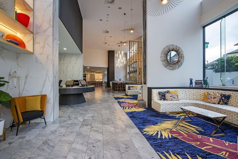 Arise Ruby Gold Coast - New Castle Holiday 6