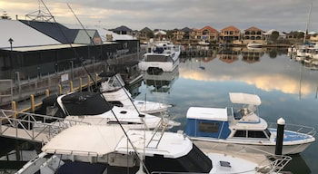 Marina View Chalets - New Castle Holiday 1