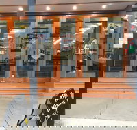 Valley Hotel - New Castle Holiday