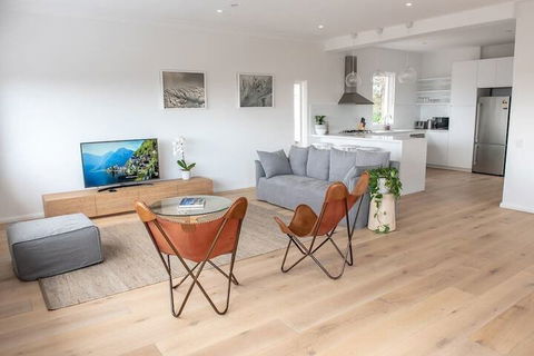 Tamarama Ocean Views H397 - New Castle Holiday 2